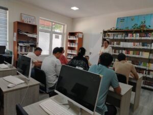 “Mustaqillik – yoshlar kelajagining mustahkam poydevori” mavzusida davra suhbati tashkil etildi. file 895
